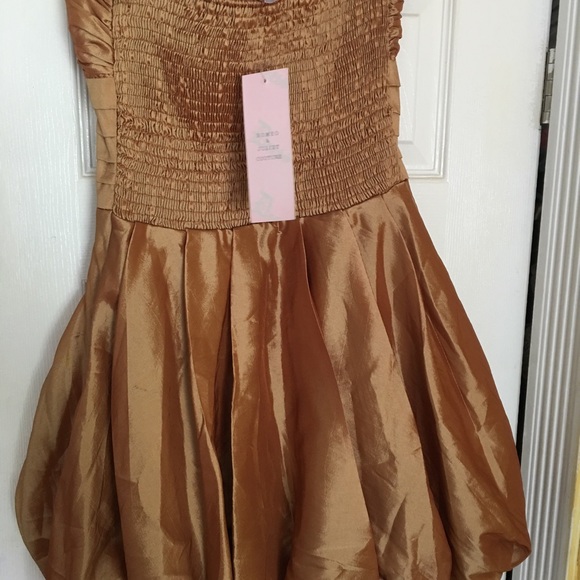 Cocktail/Party Dress - Picture 3 of 6